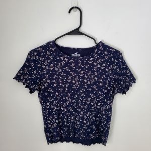 Hollister Baby Tee S
